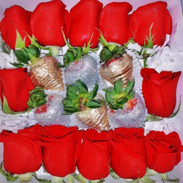 Choco Roses (6 Fresas,12 Rosas )