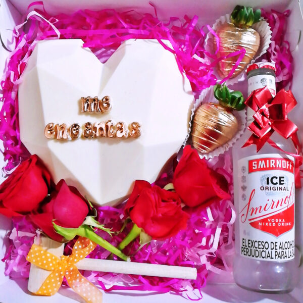 Choco Corazón Diamantado (2 Fresas 4 Rosas y Smirnoff) - Imagen 6