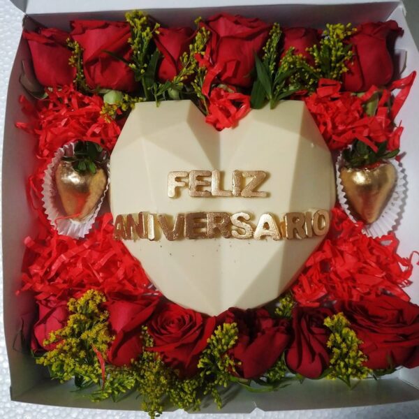 Choco Corazón Diamantado (2 Fresas 12 Rosas) - Imagen 2