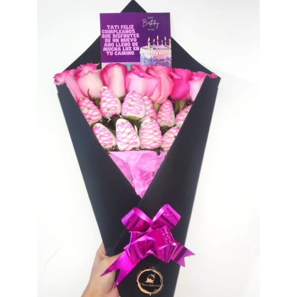 Choco Bouquet Black (10 Fresas 7 Rosas) - Imagen 2